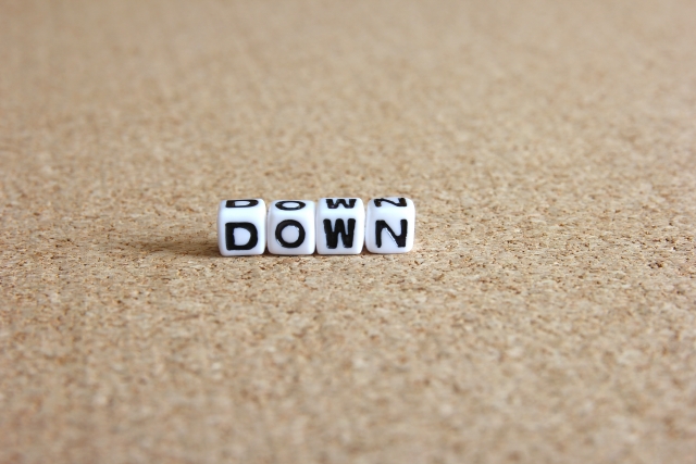 サイコロでdowmと表記の絵