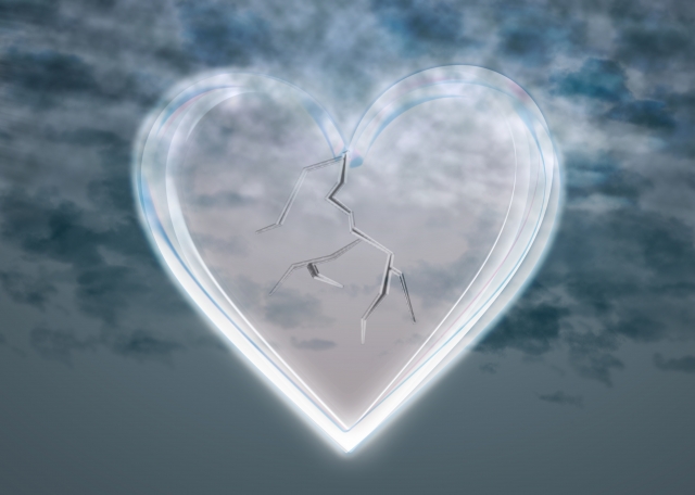 ヒビの入ったハートの絵